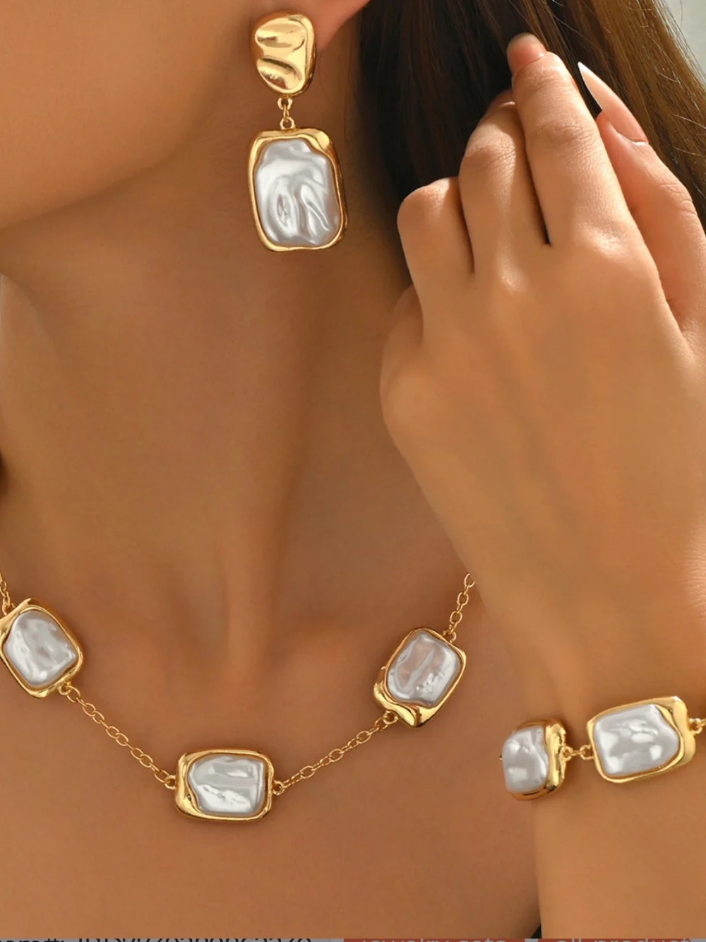 Vintage Style 18K Gold Plated and White Faux Pearl Statement Jewelry Set-NWOT